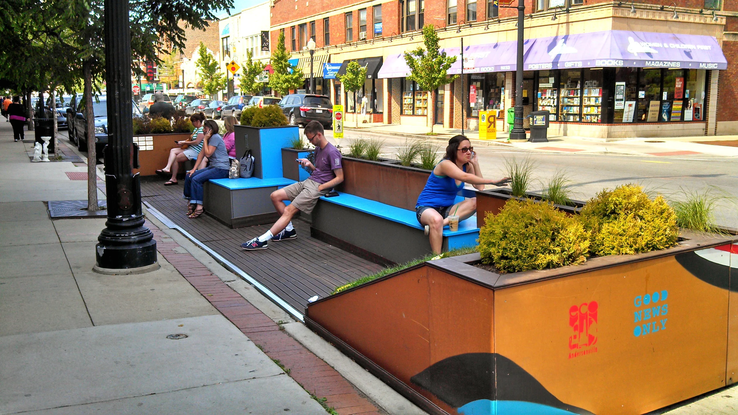 Andersonville Parklet #1 - Chicago, Illinois - Installed July 2012