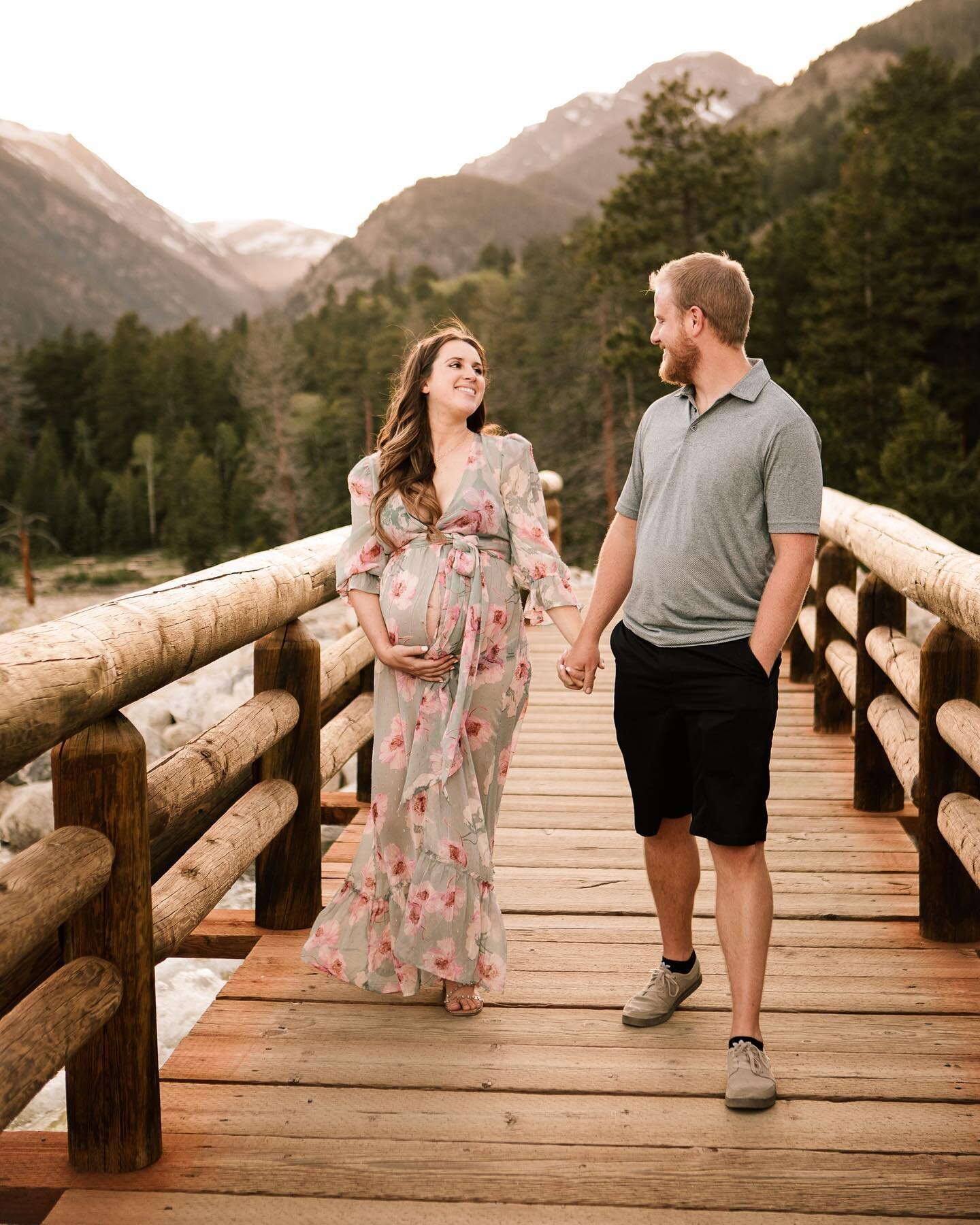 Life is so cool. Rewind ⏪ to 2015 (7 years ago, what??) and this mama and I met at dance team practice. We had no idea the blessings upon blessings we would get to celebrate in our futures! 

👩&zwj;🎓 💒 🤰🏼 
.
.
.
.
.
#maternity #mountains #celebr