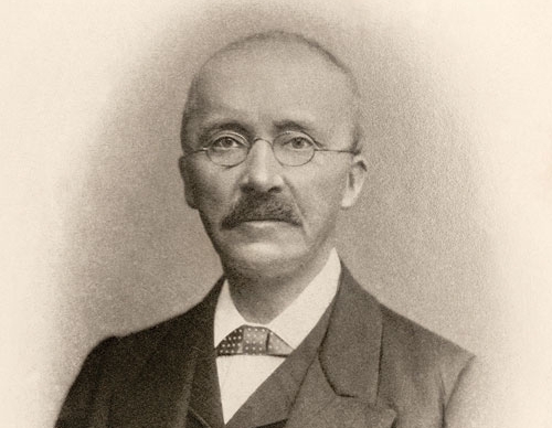 Heinrich Schliemann, the man who dreamt of discovering the historical troy