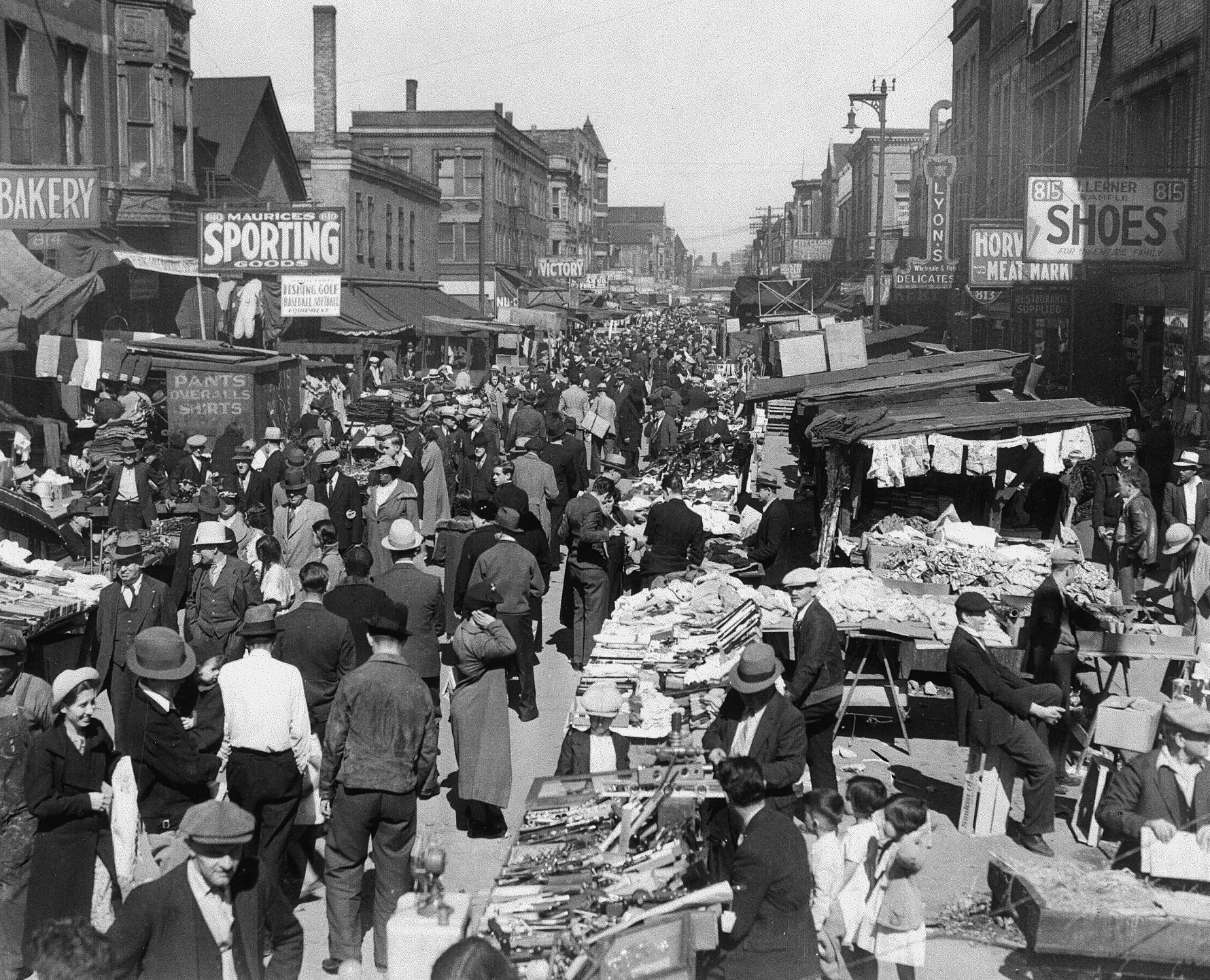 Maxwell Street: A Living Memory 