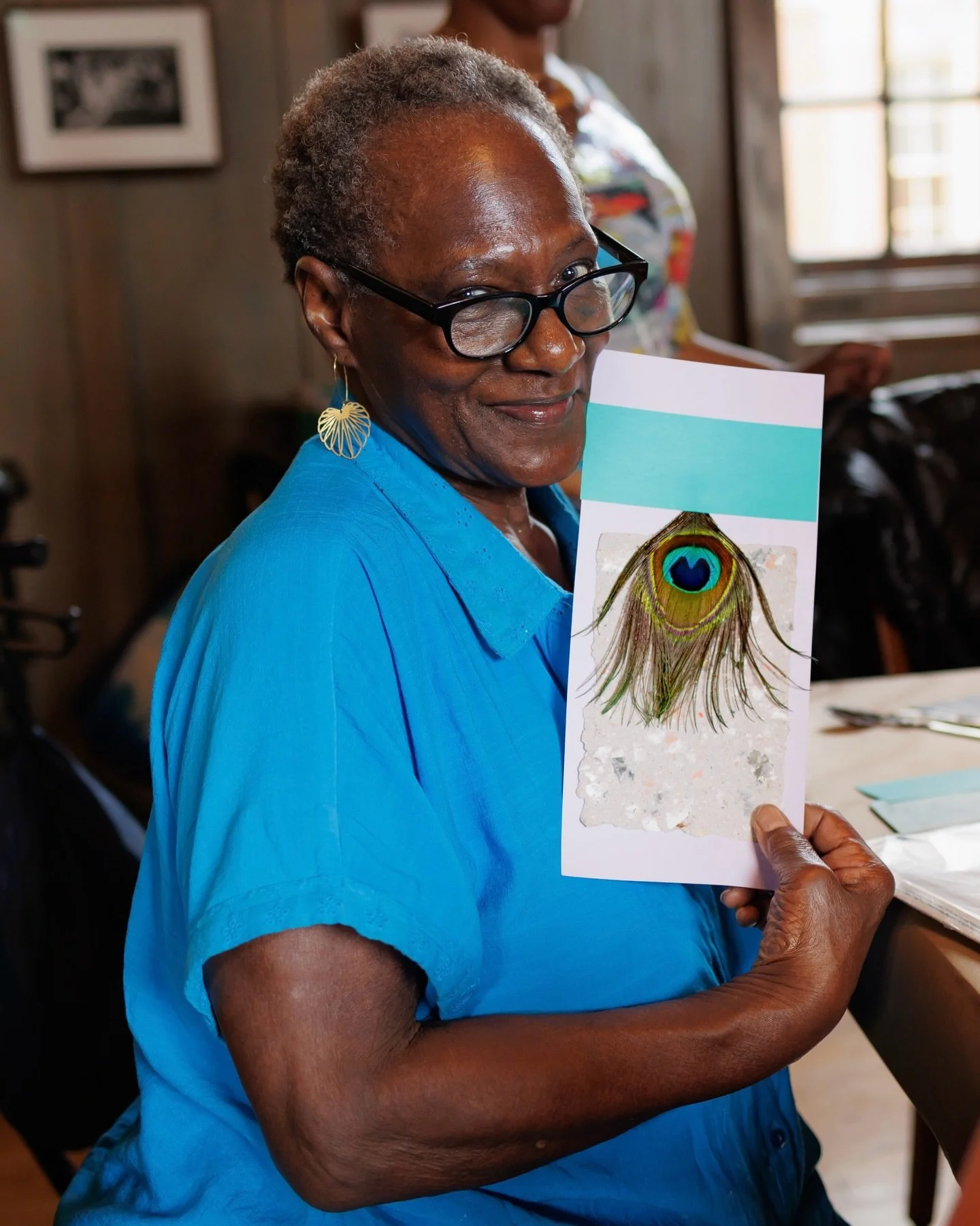 This spring, Hull-House welcomed artists from @red_line_service_institute back to the museum for a new series of artist-led workshops with community bookbinder @reginigloria.

Now in its third year, the partnership between Hull-House and Red Line Ser