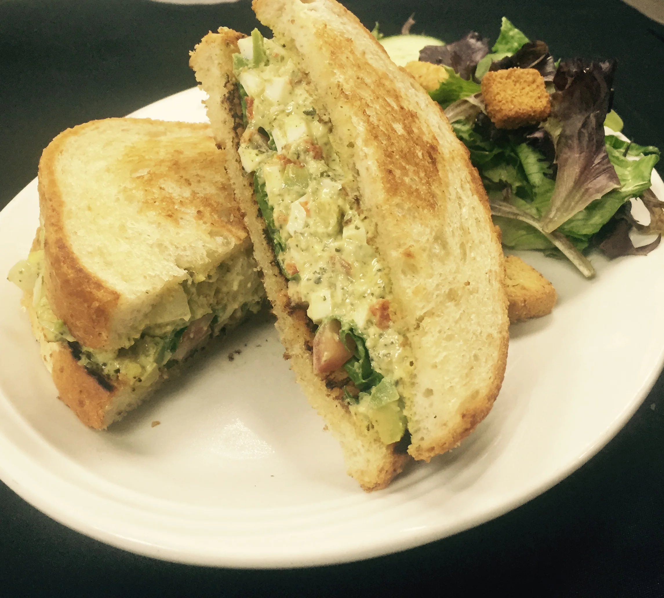 Egg Salad w_ side salad3.JPG