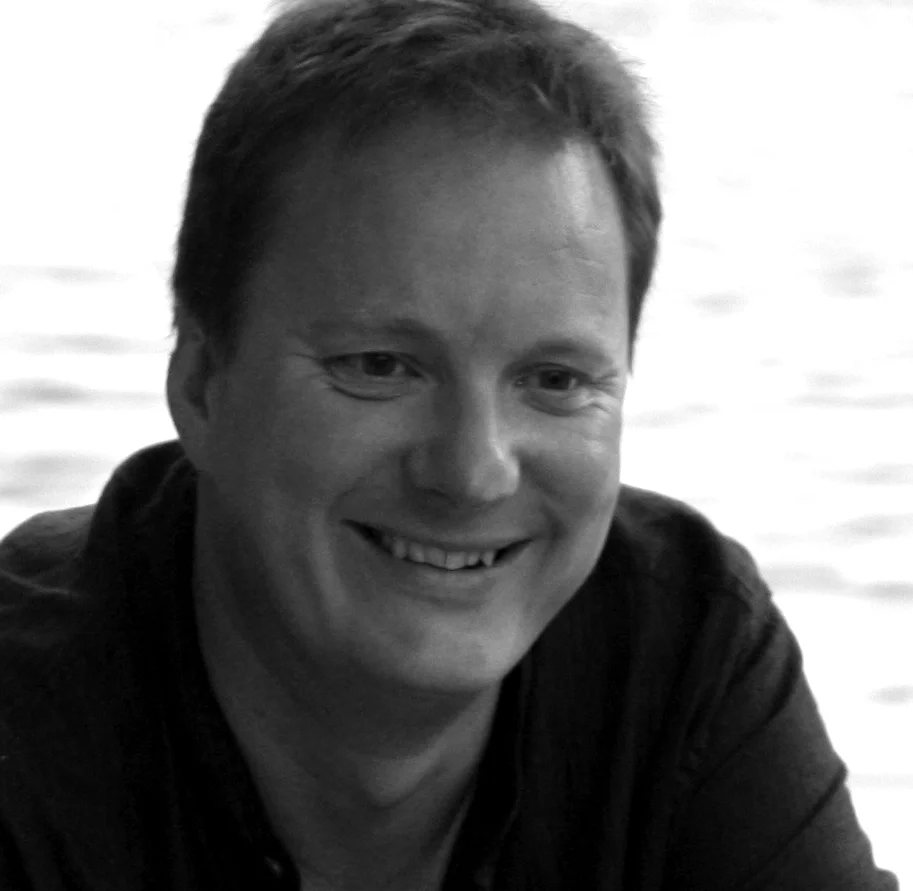 Jon Du Croz - Architect & Director BSC, BA, Dip Arch, ARB, RIBA jon@ducroz.co.uk Jon founded DuCroz architects in 2014 after working for Berman Guedes Stretton architects for 14 years. Jon has accrued a broad range of experience in his career and has a particular passion for contemporary design in historic contexts. For his final three years at Berman Guedes Stretton Jon acted as UK project architect for Richard Meier & Partners, detailing and overseeing the construction of Meier's only building in the UK - a private country house. Jon is a member of RIBA, the Royal Institute of British Architects.