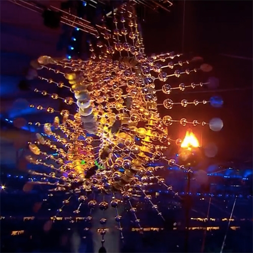 2016 Olympic Cauldron Cloud Light IV by American kinetic wind sculptor Anthony Howe (image found on NOTCOT.org)