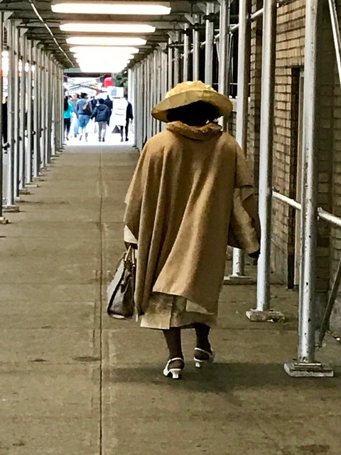 I love this lady. She is NOT having a bad day. The people walking the streets of Washington Heights are so interesting!