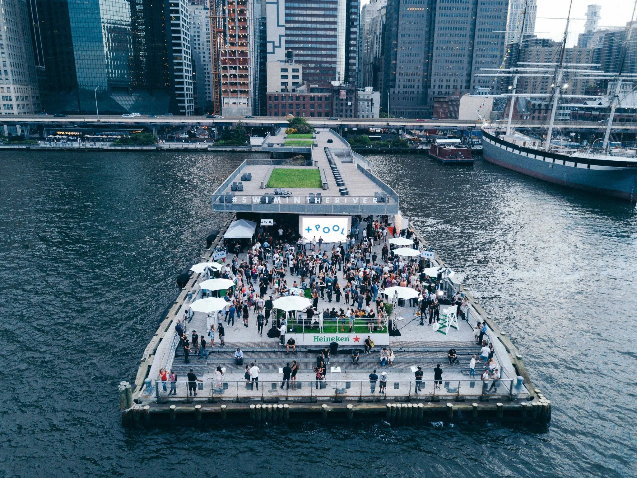 heineken_+pool_drone_04.jpg