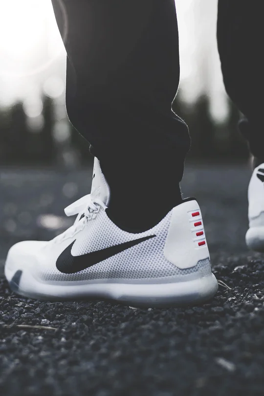 luxuryera:

Kᴏʙᴇ X “Fᴜɴᴅᴀᴍᴇɴᴛᴀʟs” 01 | Photographer