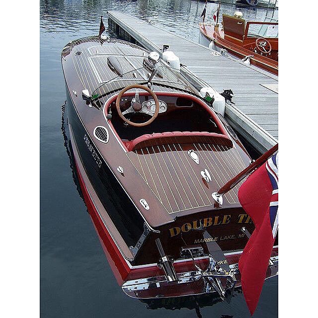 dappermanschoice:

#mensfashion #fashion #style #menswear #gentleman #gentlemen #handsome #mancave #mensshoes #luxury #sharp #dapper #dapperism #haberdashery #suit #suitandtie #boats #shoes #grooming #mensstyle #swag #swagger #boat #bowtie #bespoke …