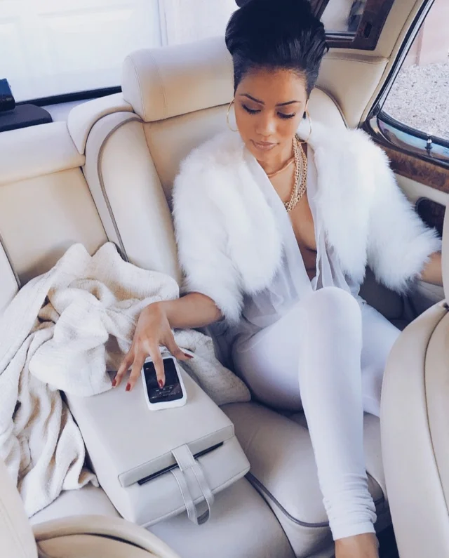 therealleaah:

XIV