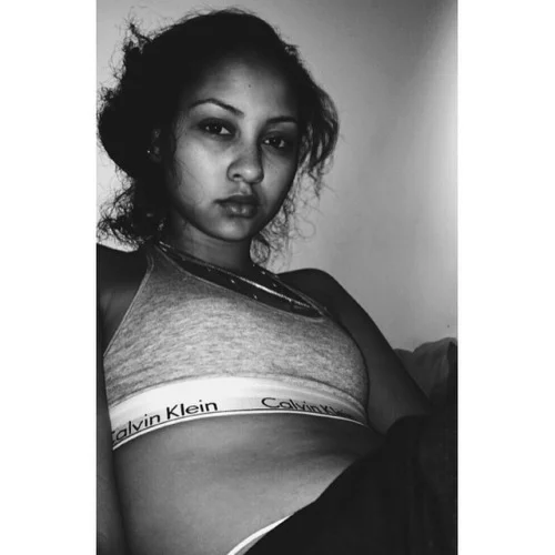 girlsincalvinkleinunderwear:

Girls in Calvin Klein Underwear
