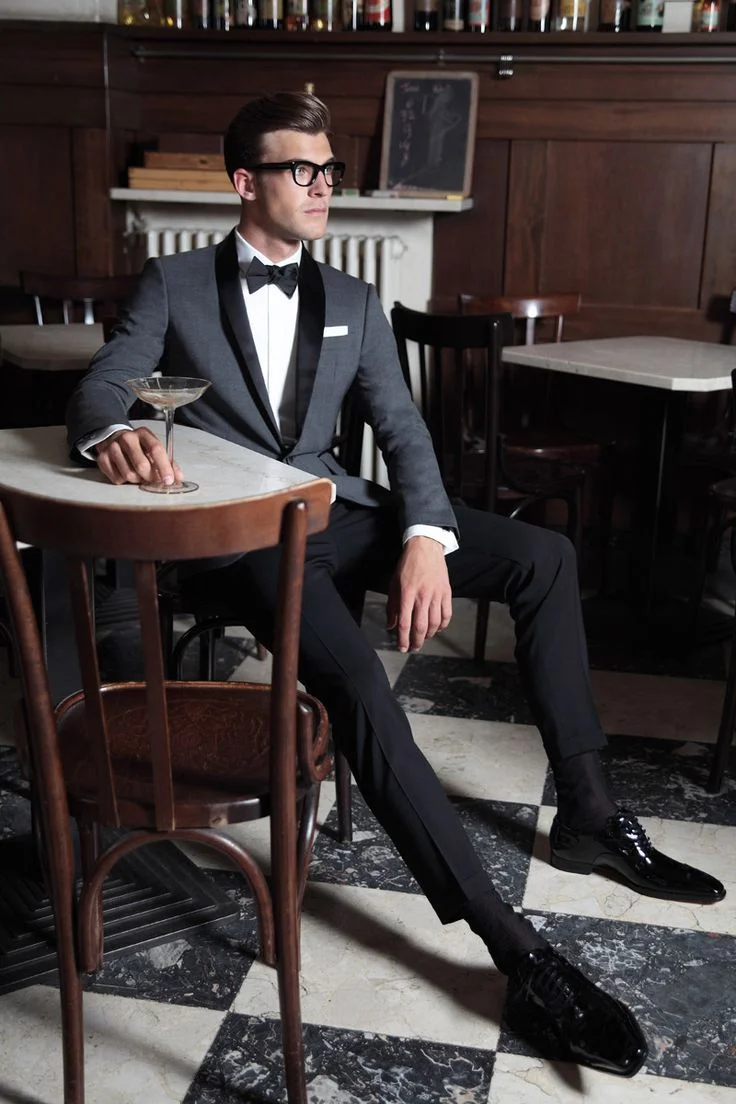 the-suit-men:

 Follow The-Suit-Men  for more style and menswear inspiration.  Like the page on Facebook!