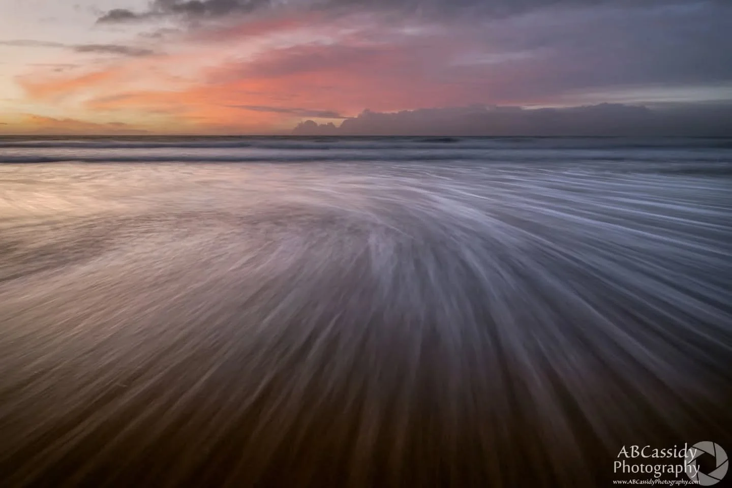 Sunset at Fanore

Another shot from a magical evening at Fanore. My feet definitely got a bit wet for this one but it was certainly worth it!

#fanorebeach #loveireland #countyclare #seascape #longexposure