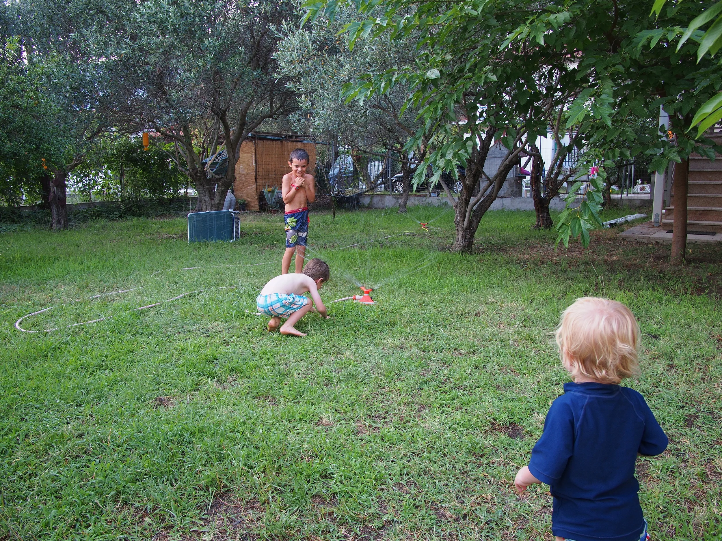  Sprinkler fun in Thessaloniki 