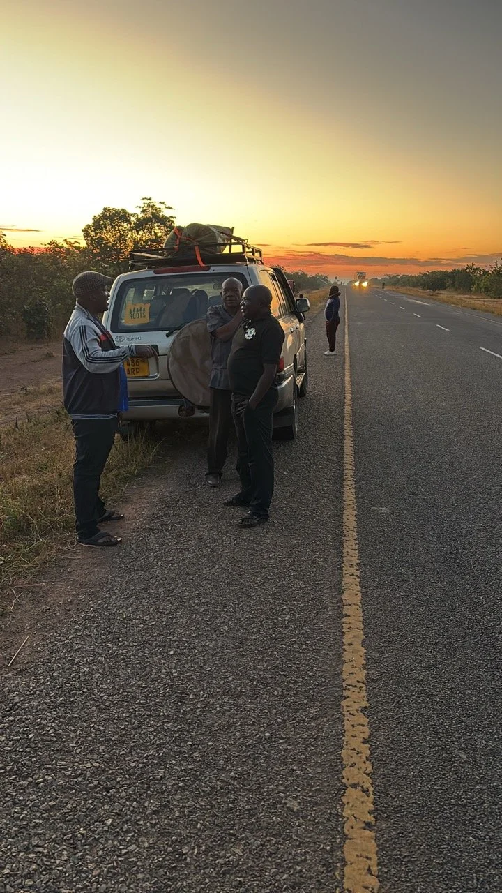 Waiting for our roadside rescue!