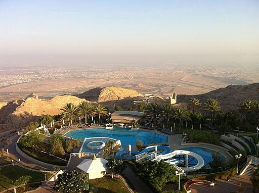Al Ain hotel atop a dizzying hill