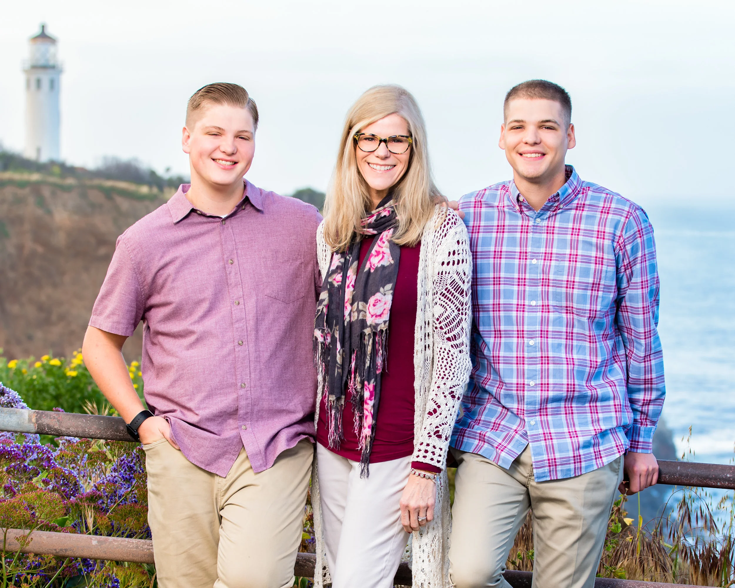 2017_April_23-Langner_Family_Portraits-38134-Edit-2.jpg