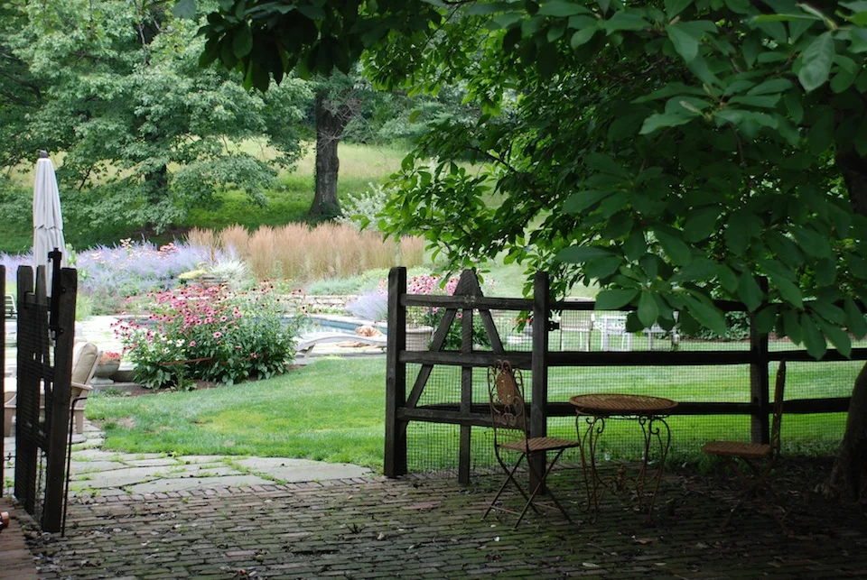 1 Side 1742 patio to back.JPG