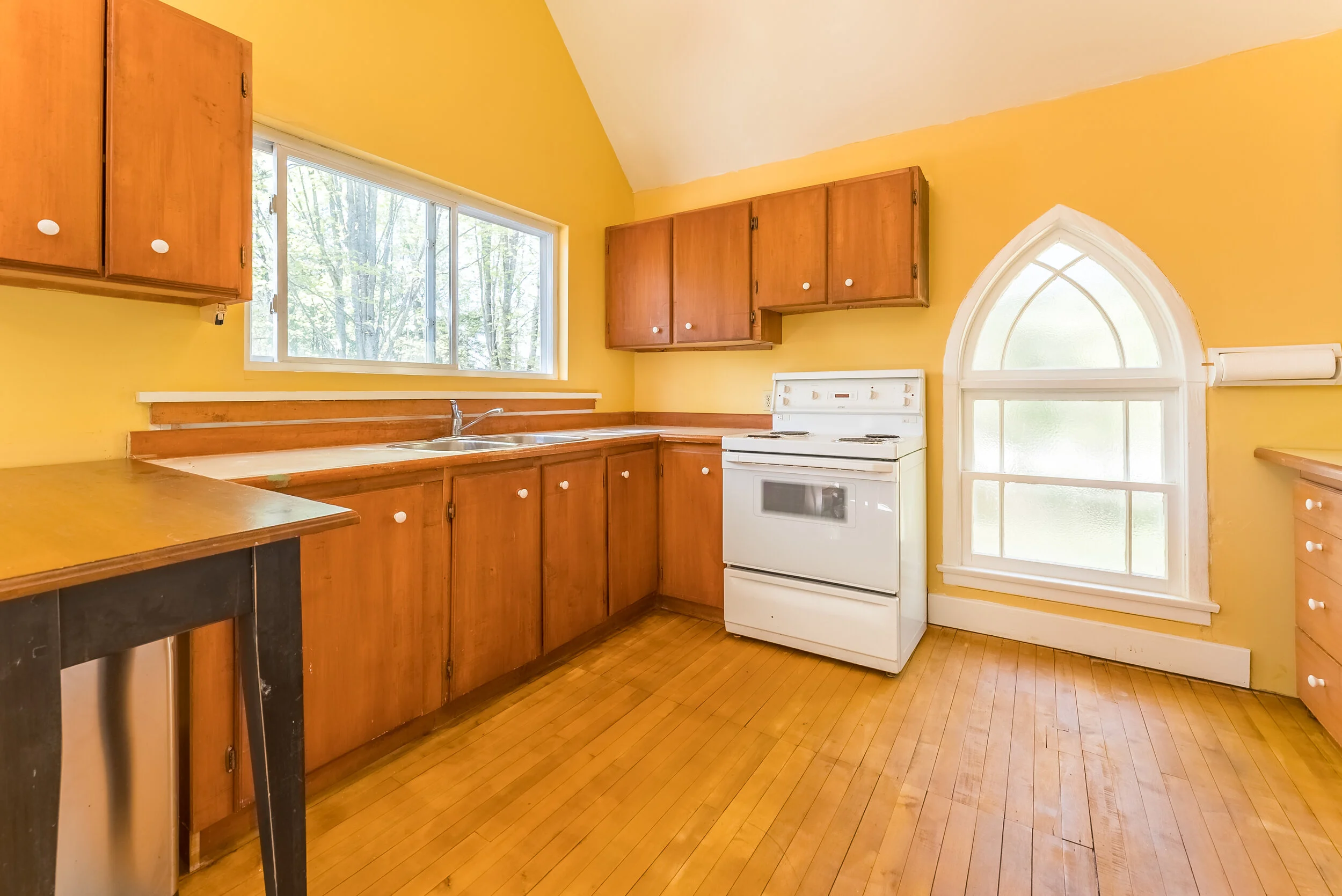 SOLD Gilmour Church 329,000 — The Sharon White Team