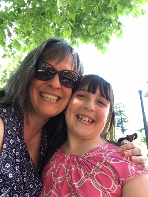 Please do not dab in front of Johanna Pinzler!