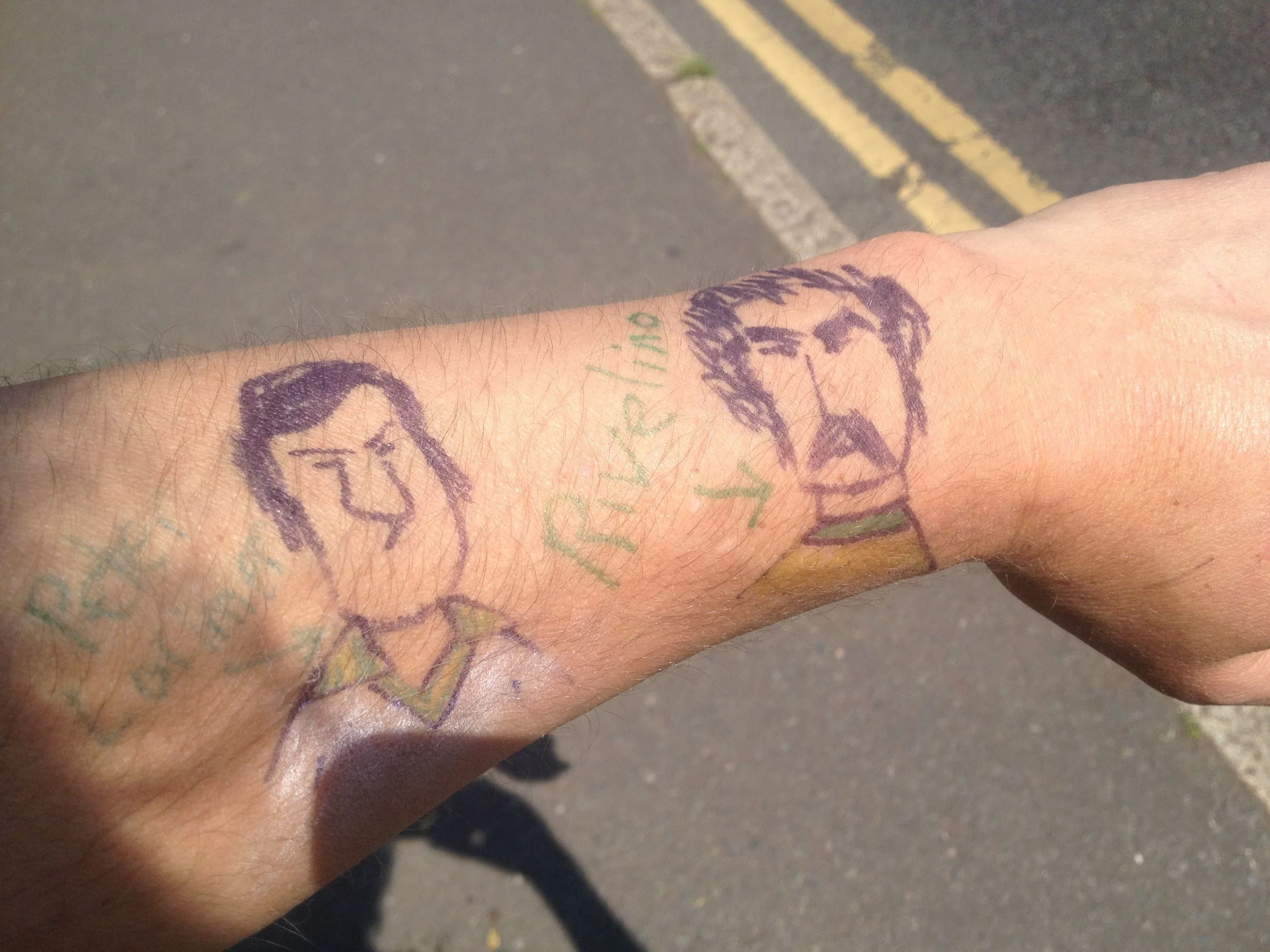 Peter Lorimer and Roberto Rivelino