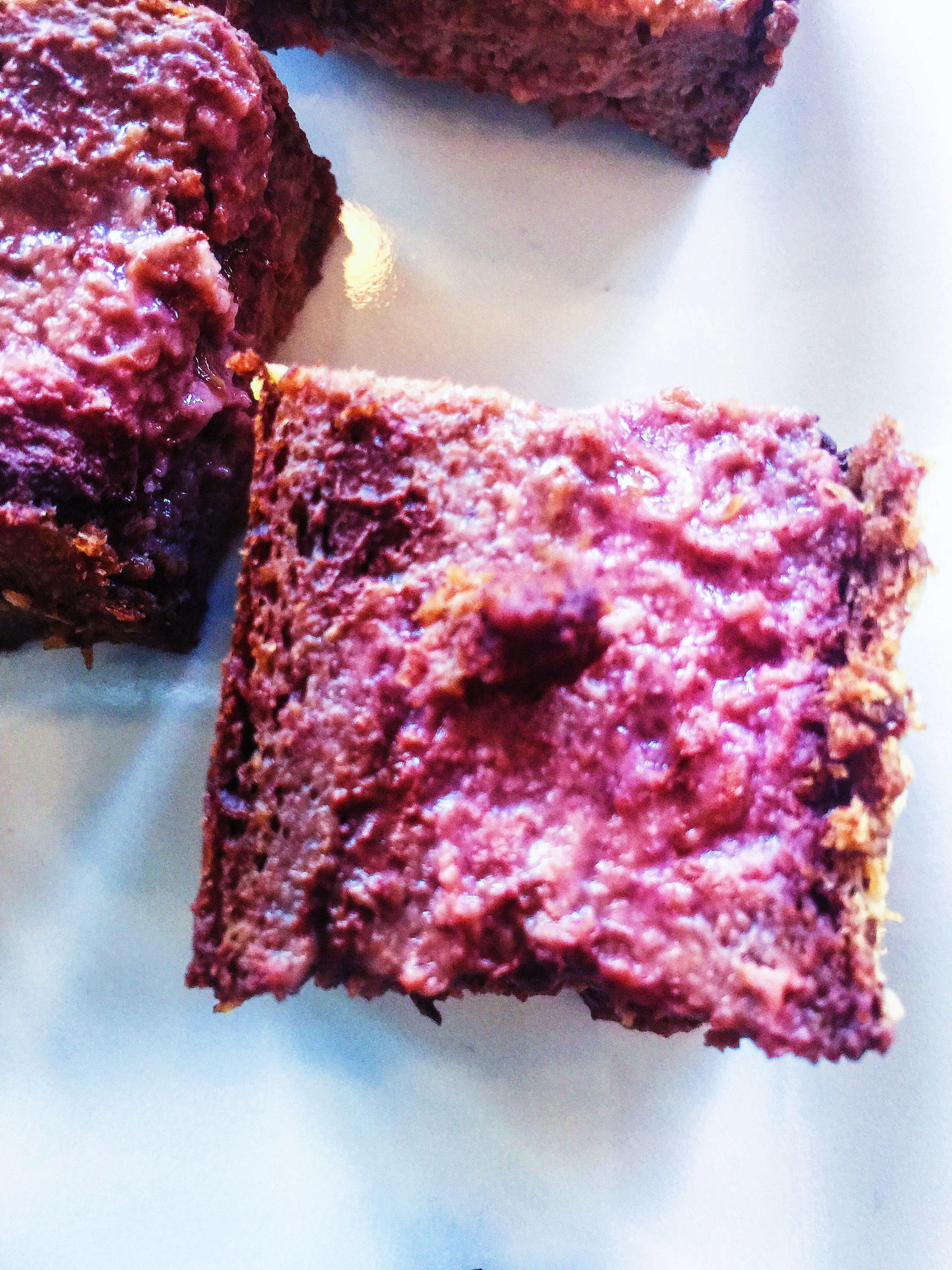 Chocolate-Dipped-Strawberries Breakfast Cake