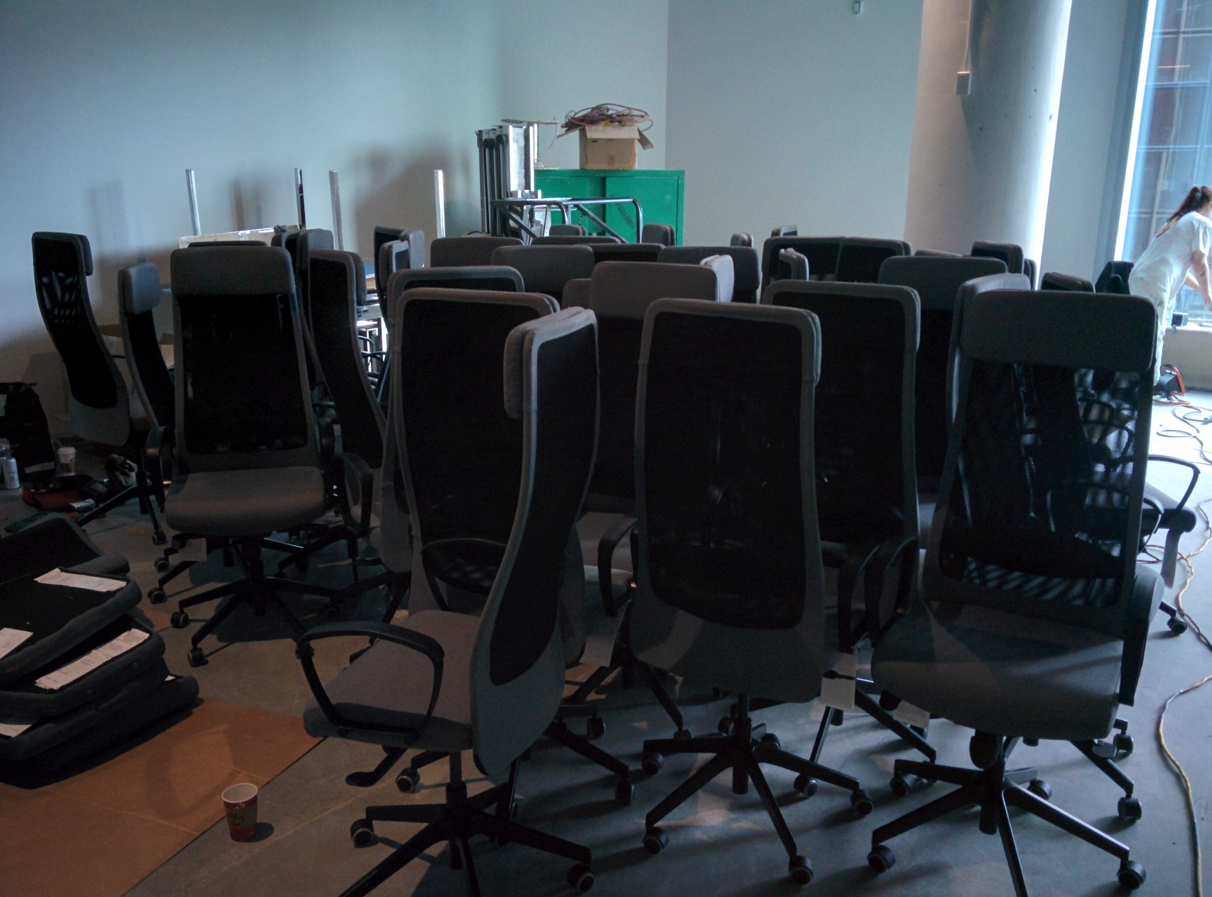 Desk Chairs, Corner Desks, Boardroom Tables for Mobify
