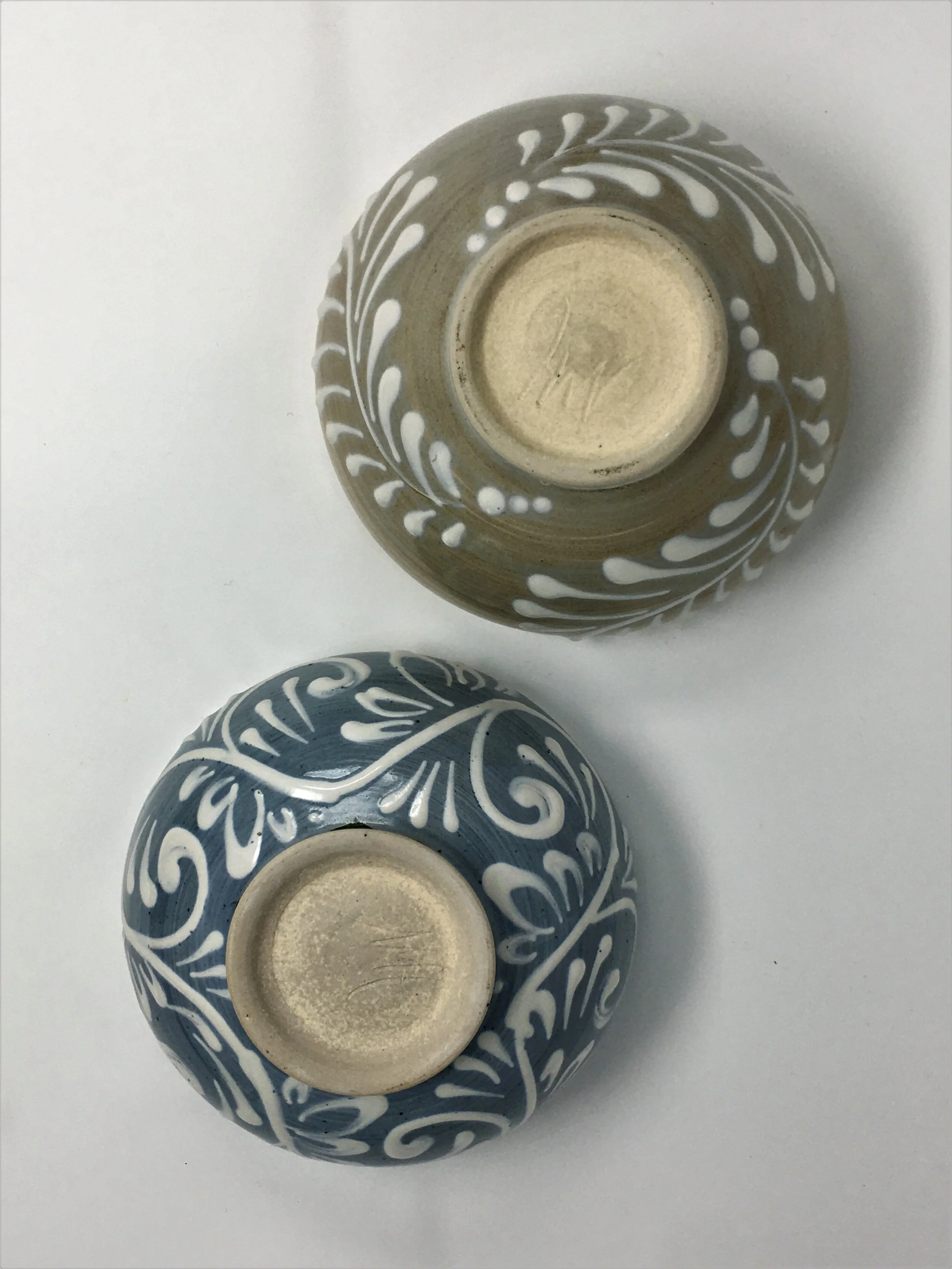 Slip Trail Bowl Set 3.JPG