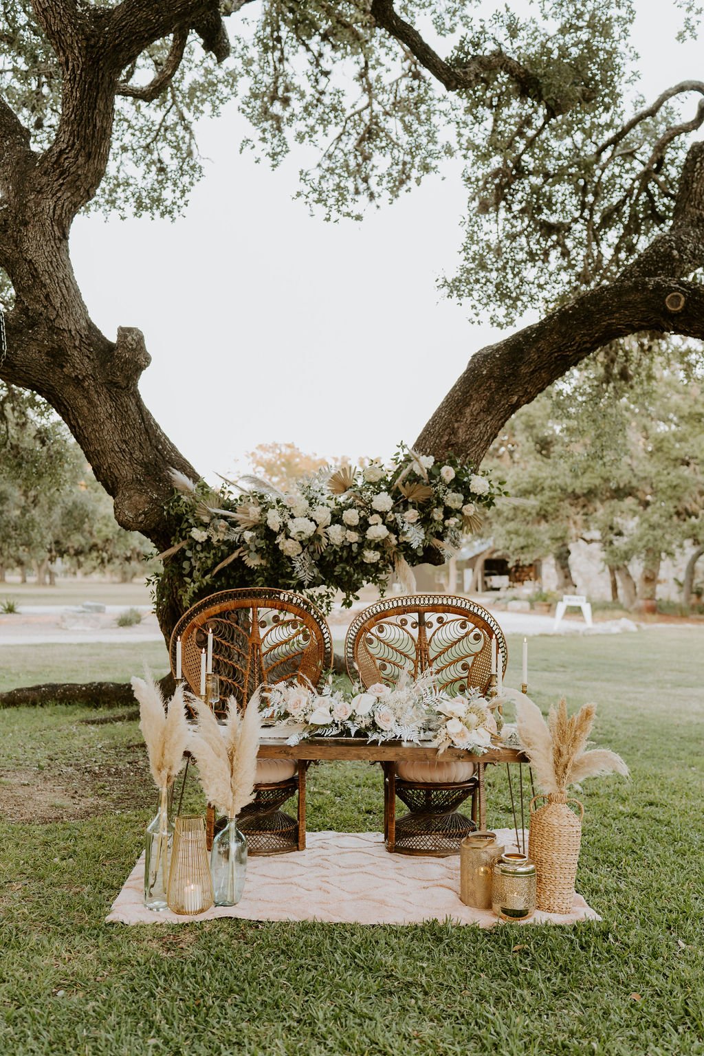 Fallon_and_Luke_Wedding_Details_and_Getting_Ready2-17.jpg