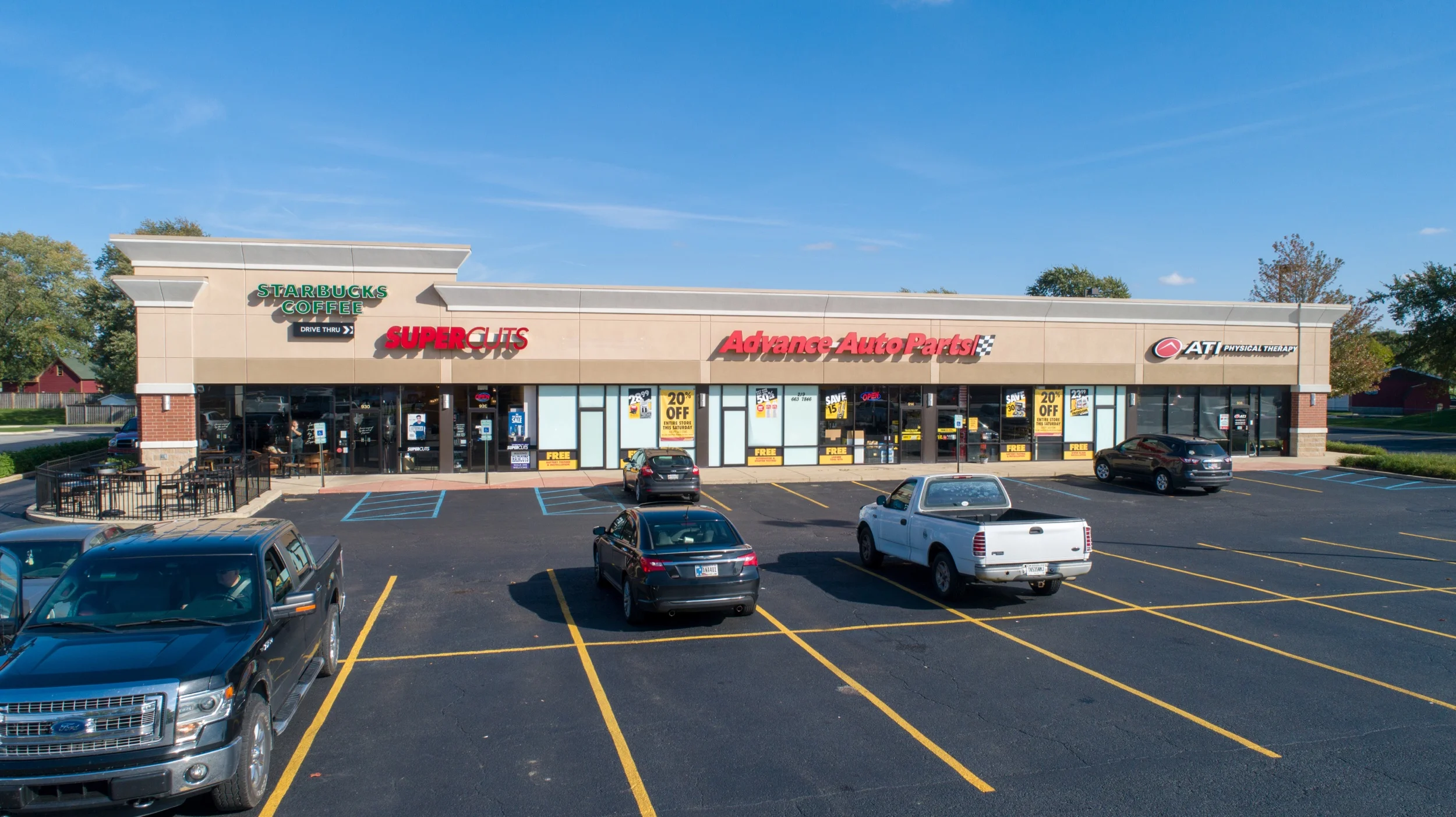 strip mall - crown point, in-0186.jpeg