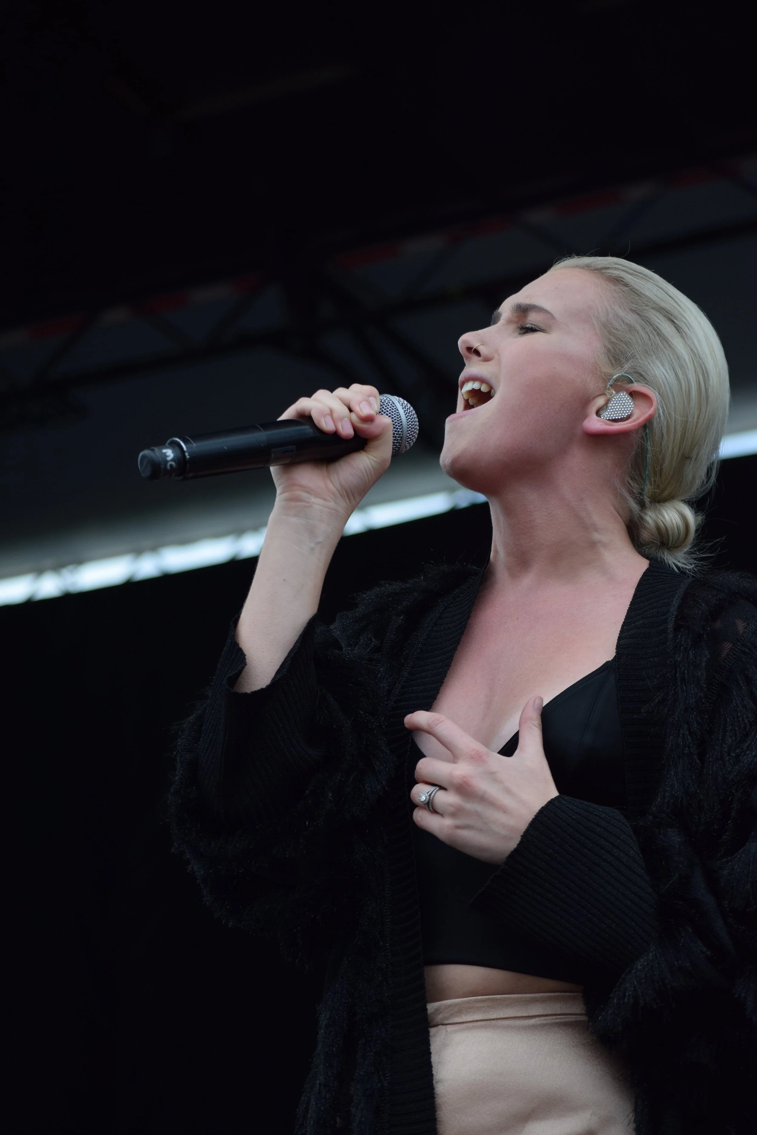 Georgia Nott, BROODS