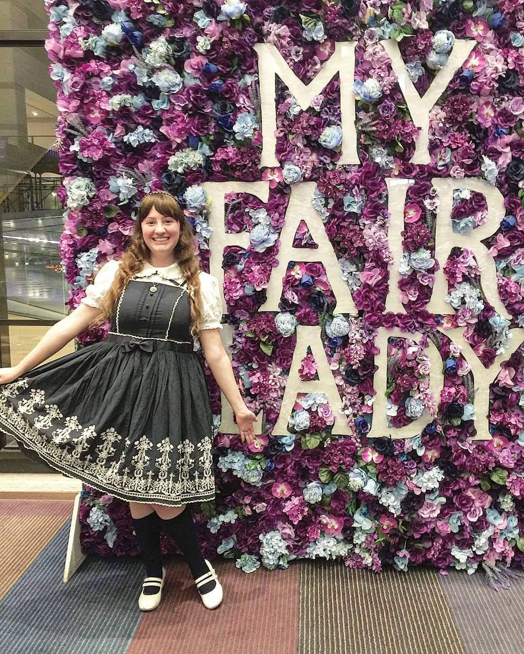 my fair lady_flower wall 16.jpeg