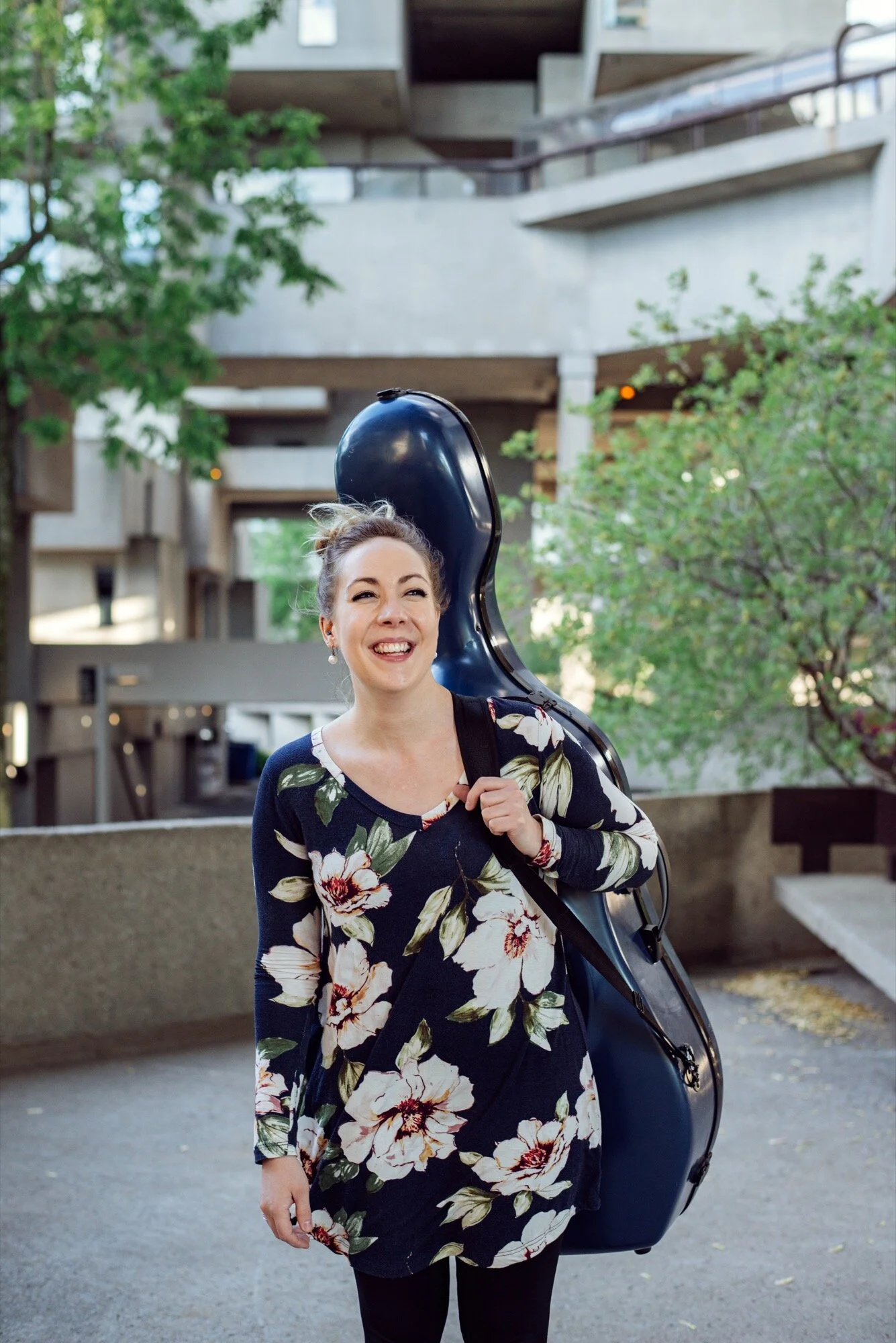 Noémie Raymond-Friset (Summer)-1.jpg