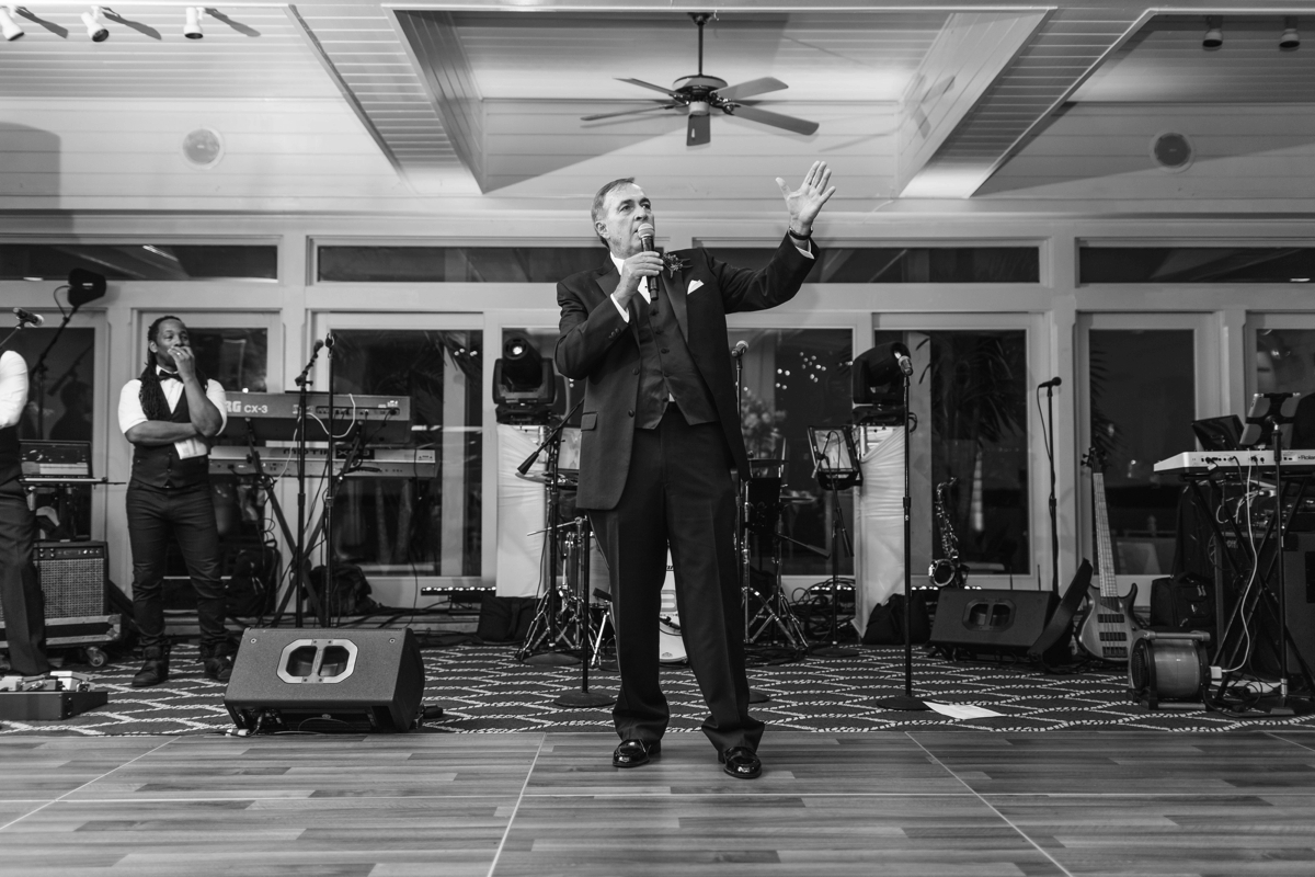 carlouel-yacht-club-wedding-justin-gilbert-photography_0041.jpg