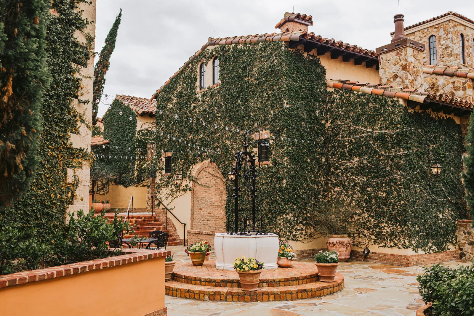 Hannah and Johnathon-15.jpg