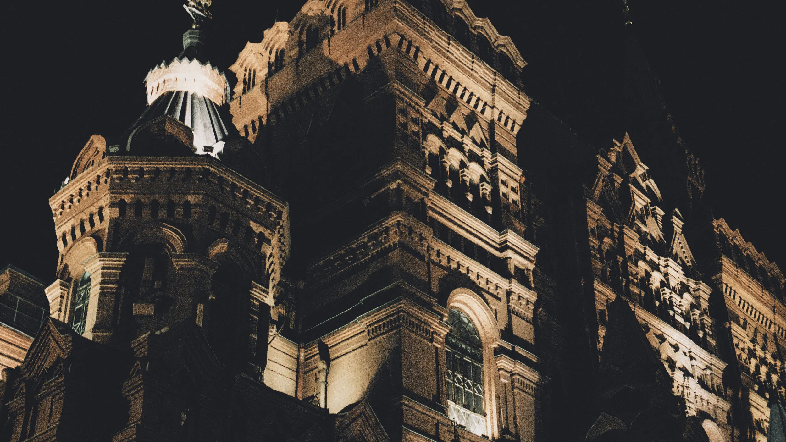 red square at night 2.jpg