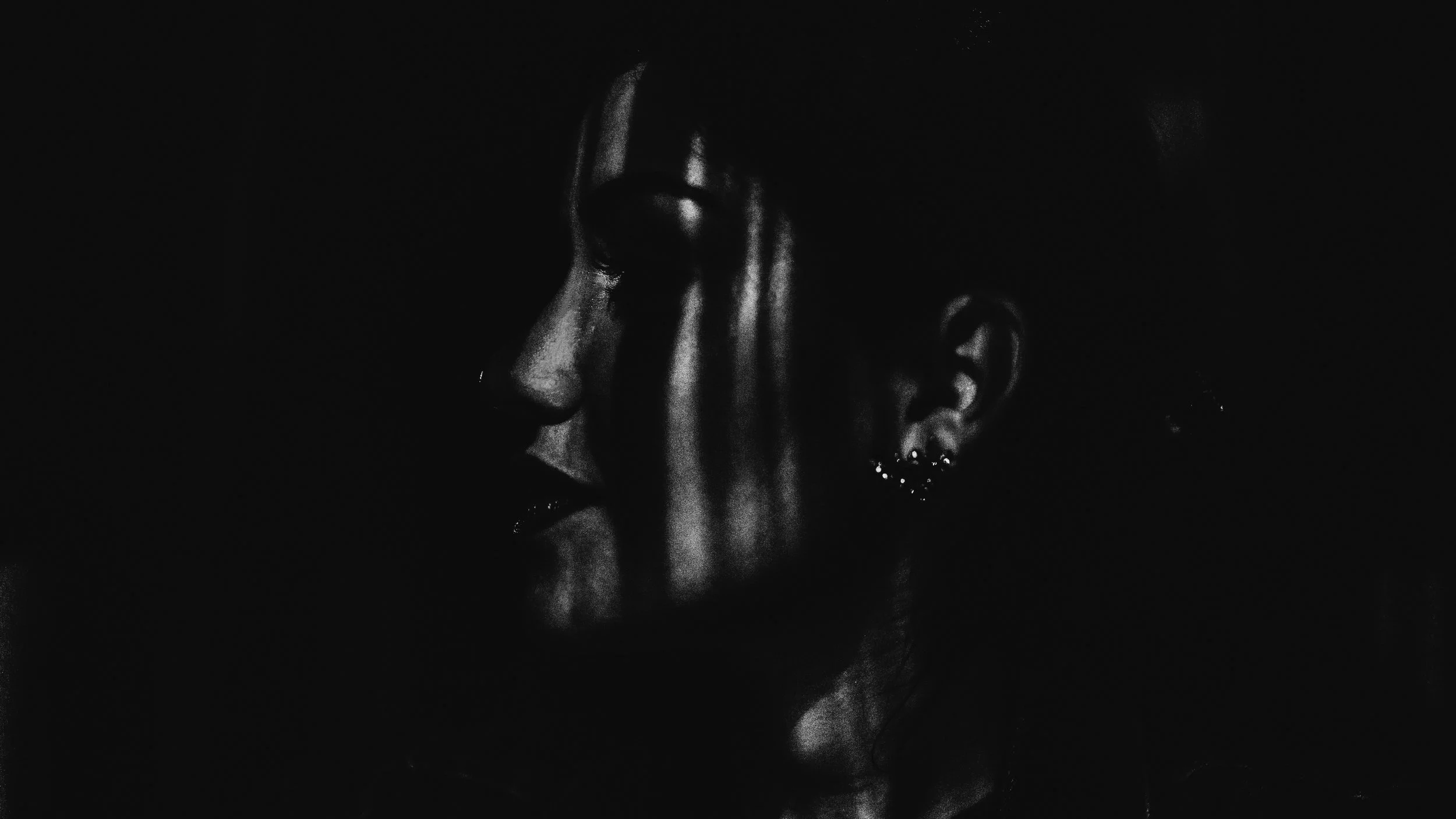 ayse tiger portra smooth skin BNW 1.jpeg
