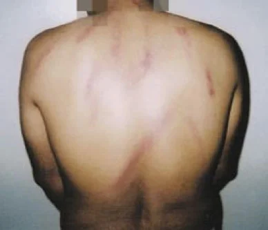 detainees_01.jpg
