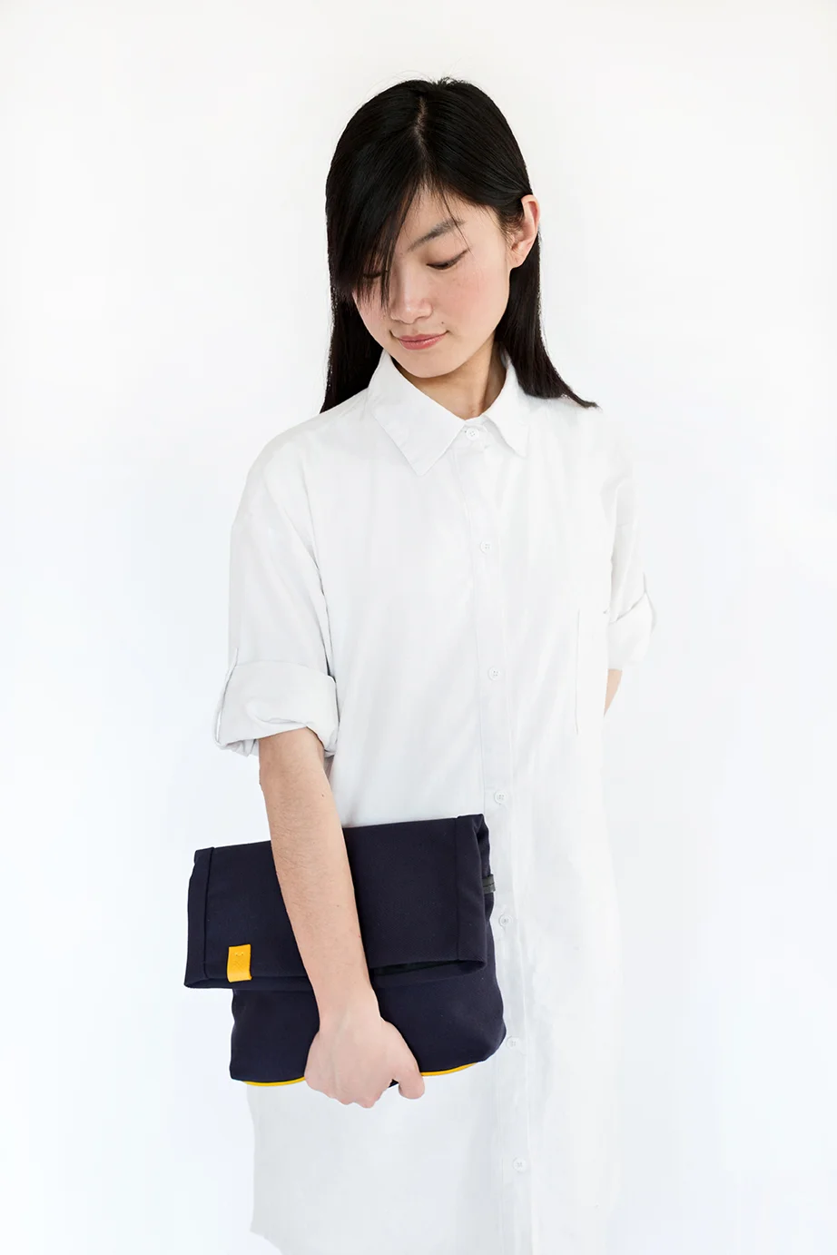 StudioCandiceLau-handbaggirl02.jpg