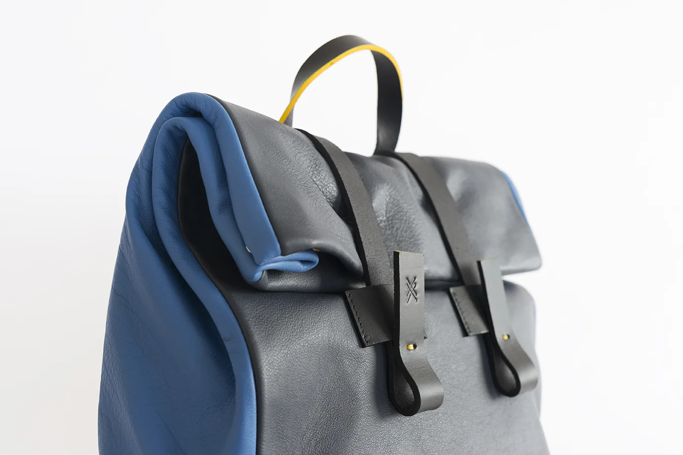 StudioCandiceLau-backpackproduct17.jpg