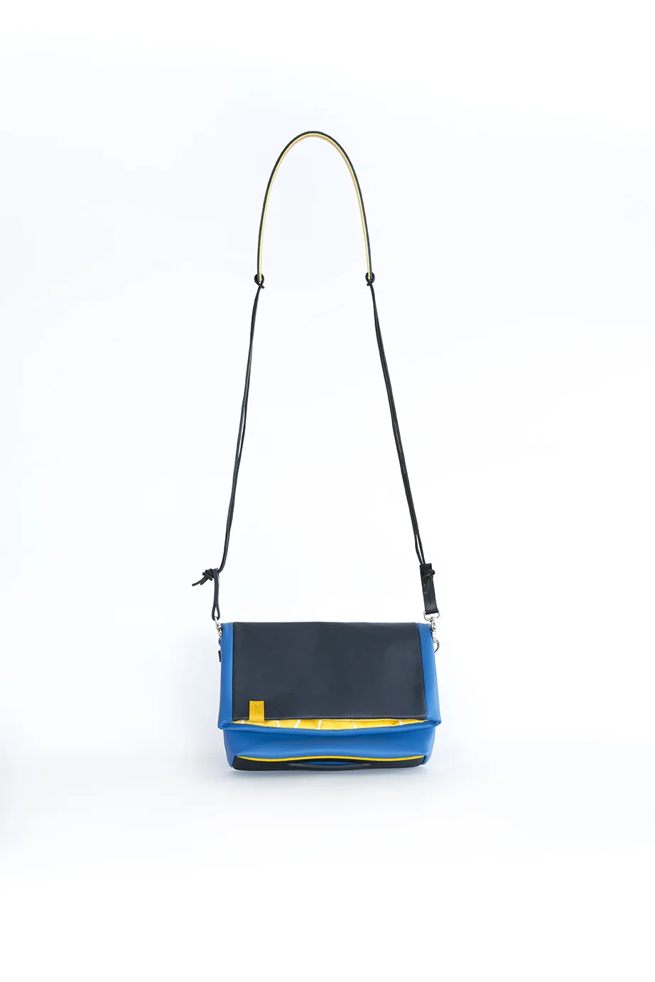 StudioCandiceLau-handbagproduct01.jpg