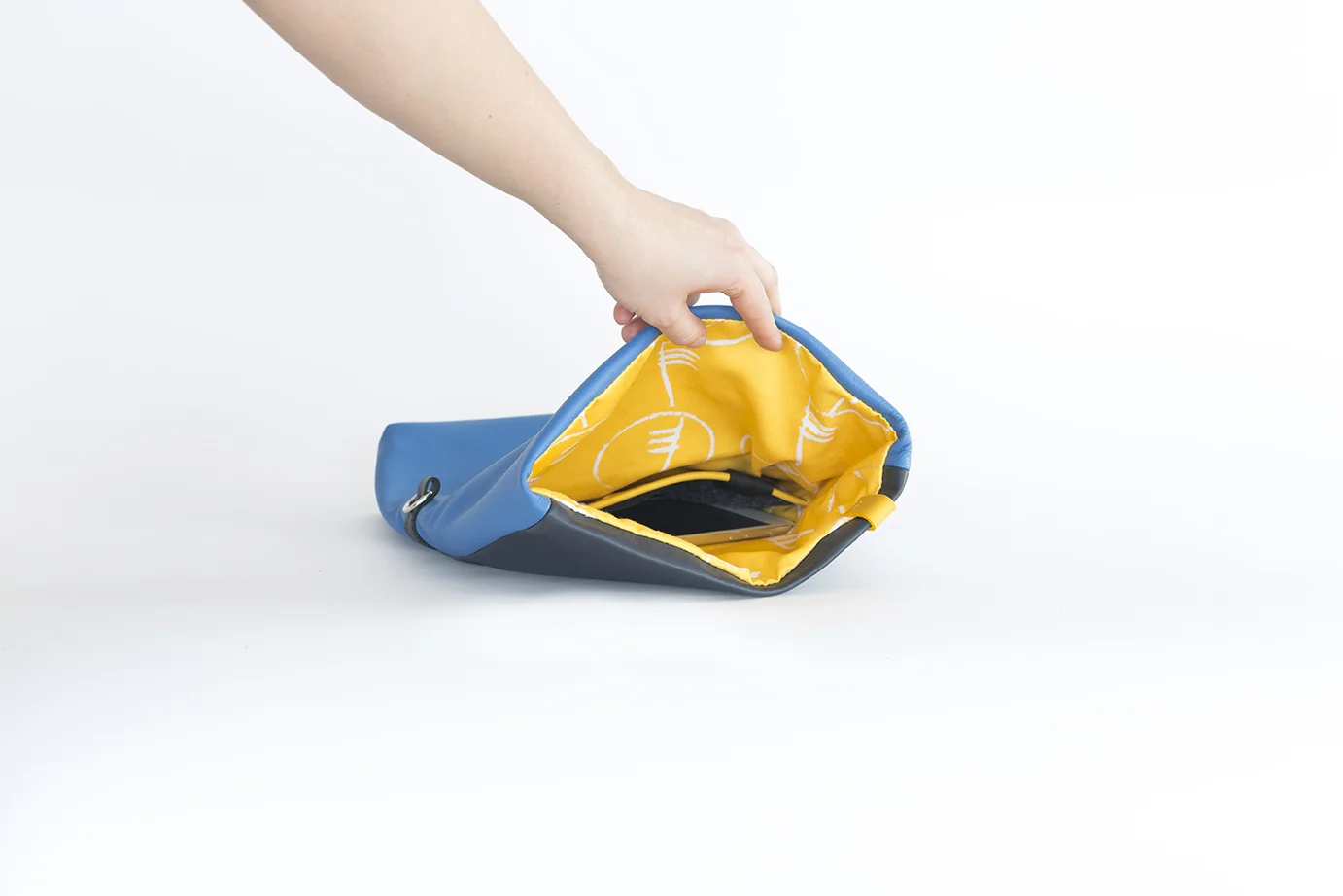 StudioCandiceLau-handbagproduct16.jpg