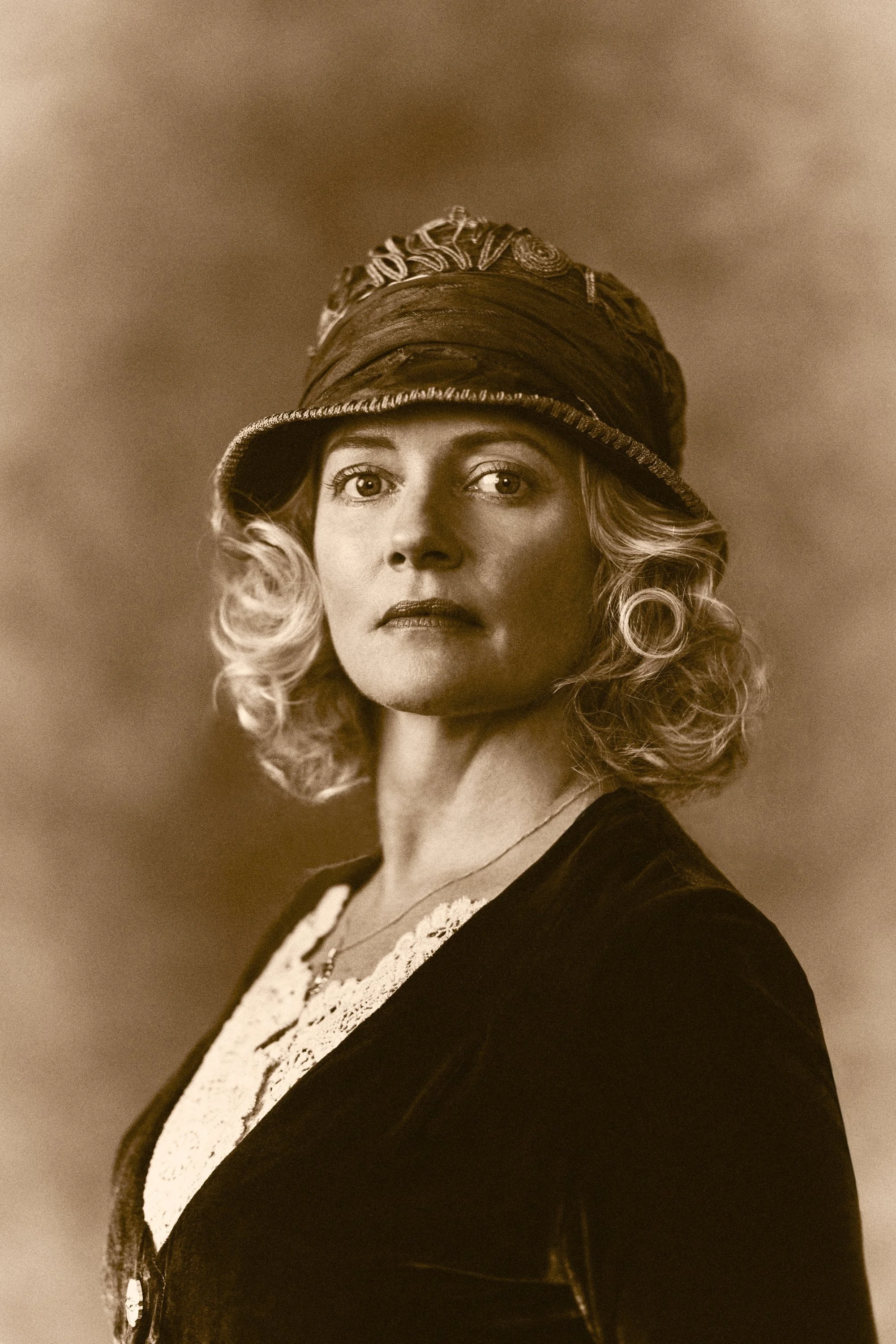 1923_PORTRAIT_EmmaDutton_09252022_EM_5009RT.jpg