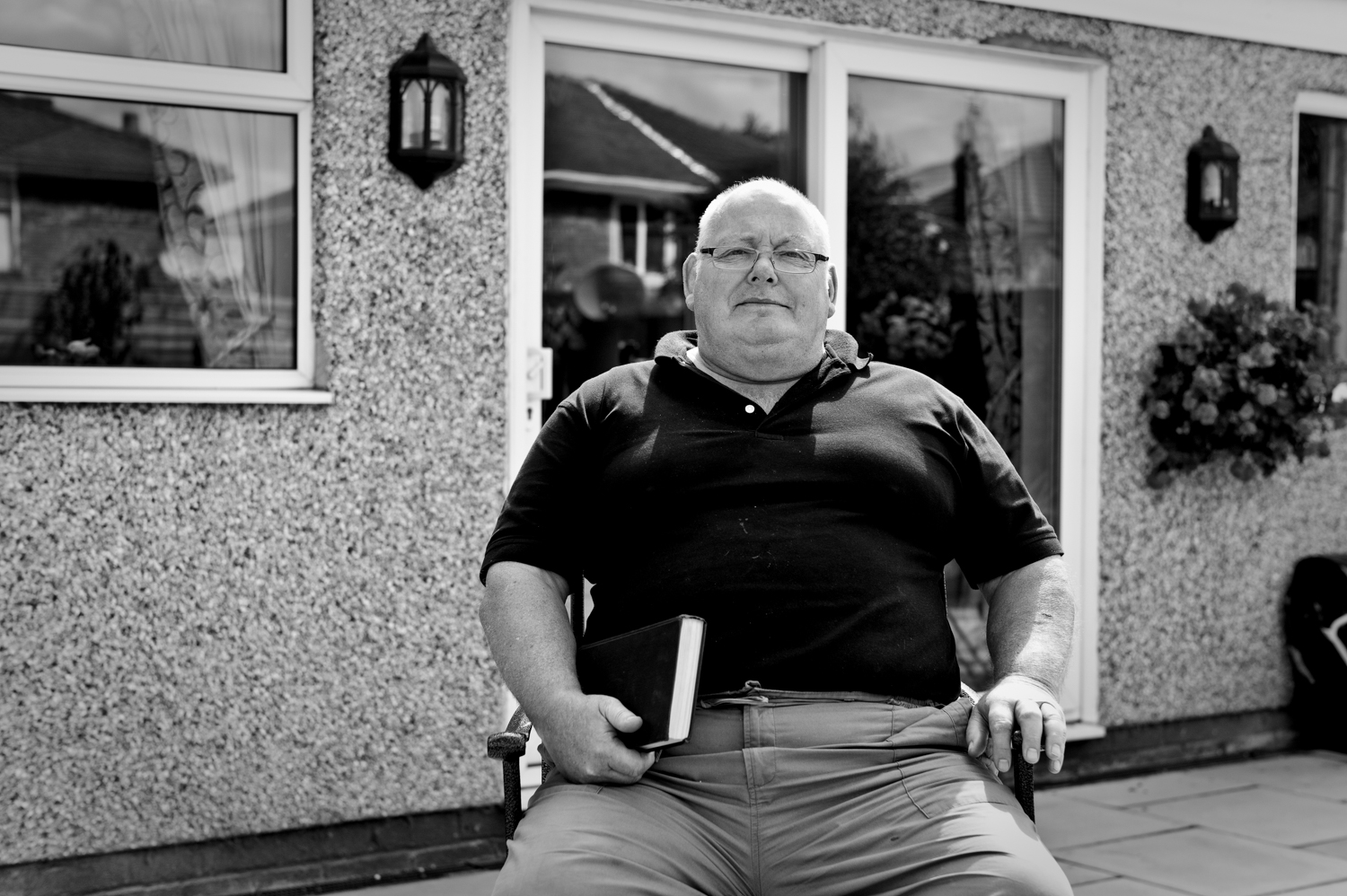 Richard Barraclough was a great friend to Aki. Photographed at his home in Urmston, Manchester 2010.