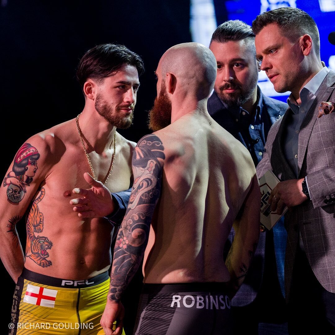 Louis Lee Scott @louislightning @pfleurope @danhardymma weigh in and face off before tomorrows fight.  @catchweight.pr @pflmma #ukmma @manchestertopteam #bjj #mauythai #mma #boxing #combatsports