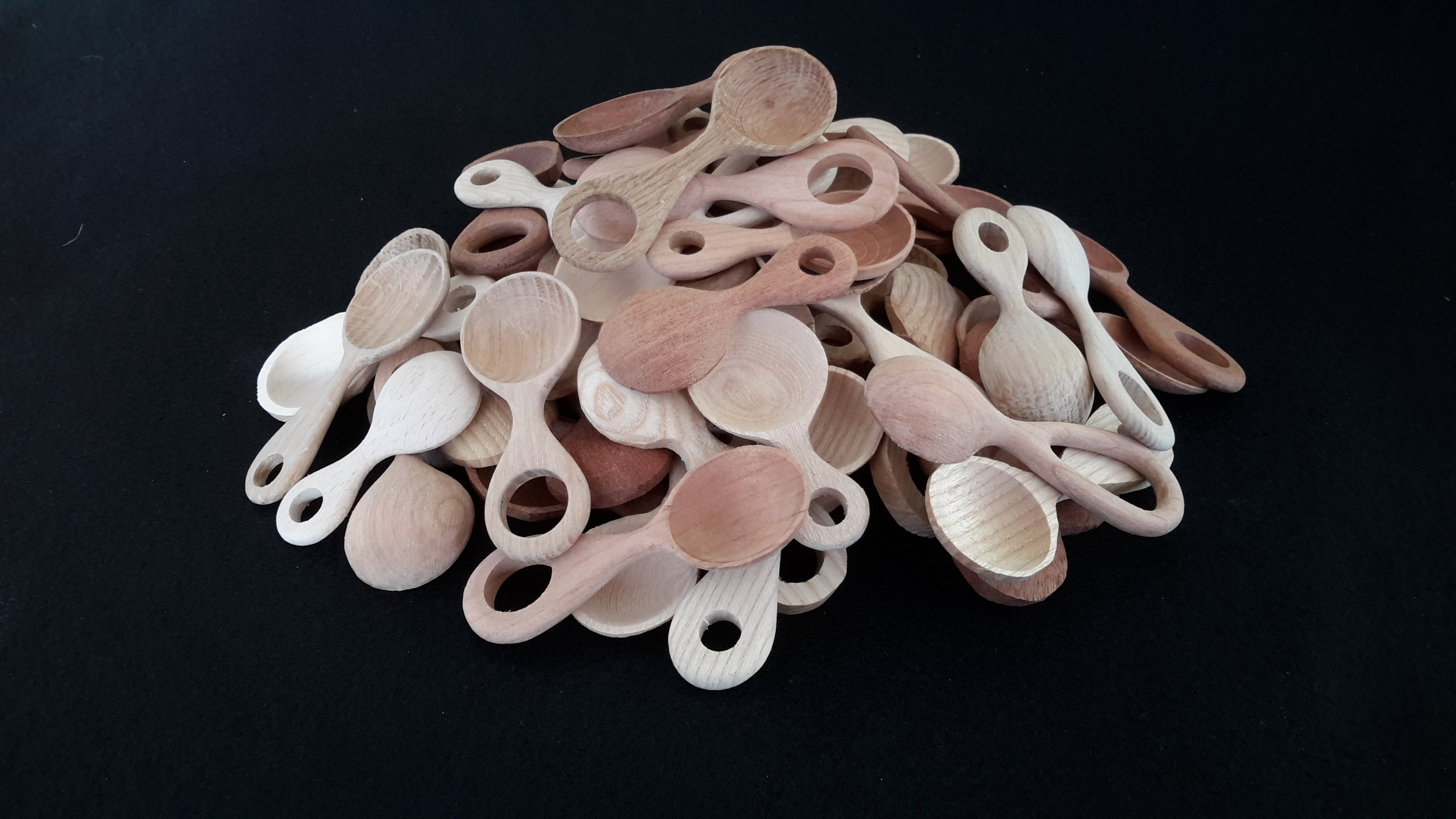 spoon_pile.jpg