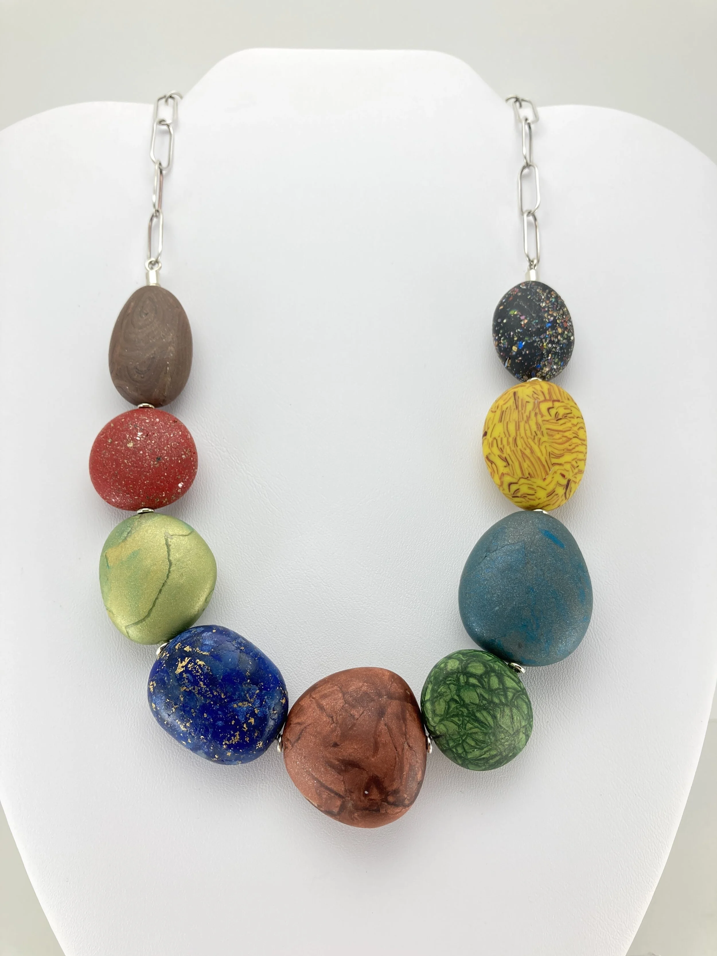 AA390F8F-7F3E-43F3-81F3-69C7D8DB60D0