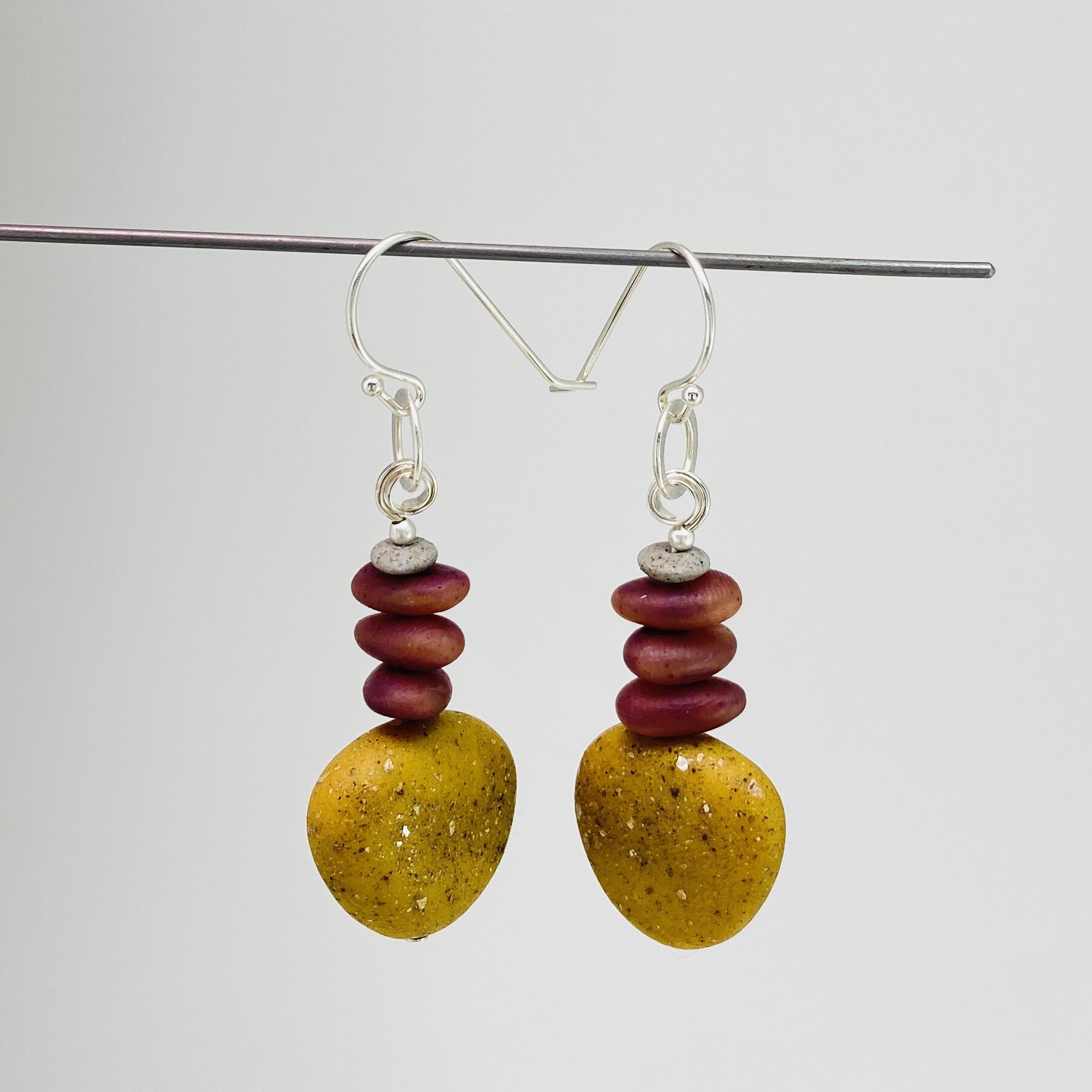 17888E71-F233-40D2-BA59-6A28FF61C081