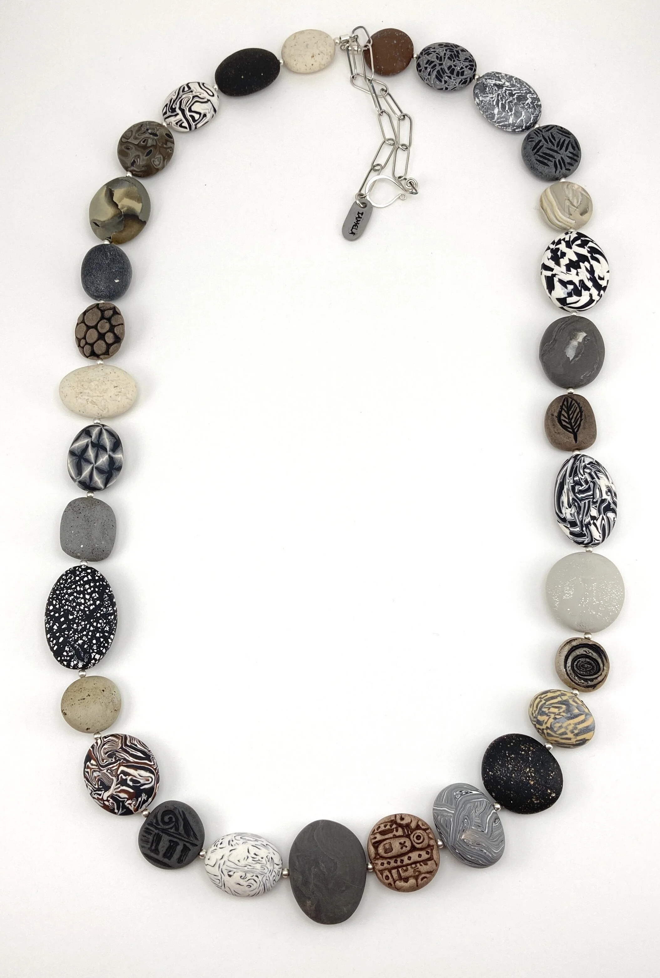 F003DD32-7E49-48C1-BA2C-08BDCBC4C571