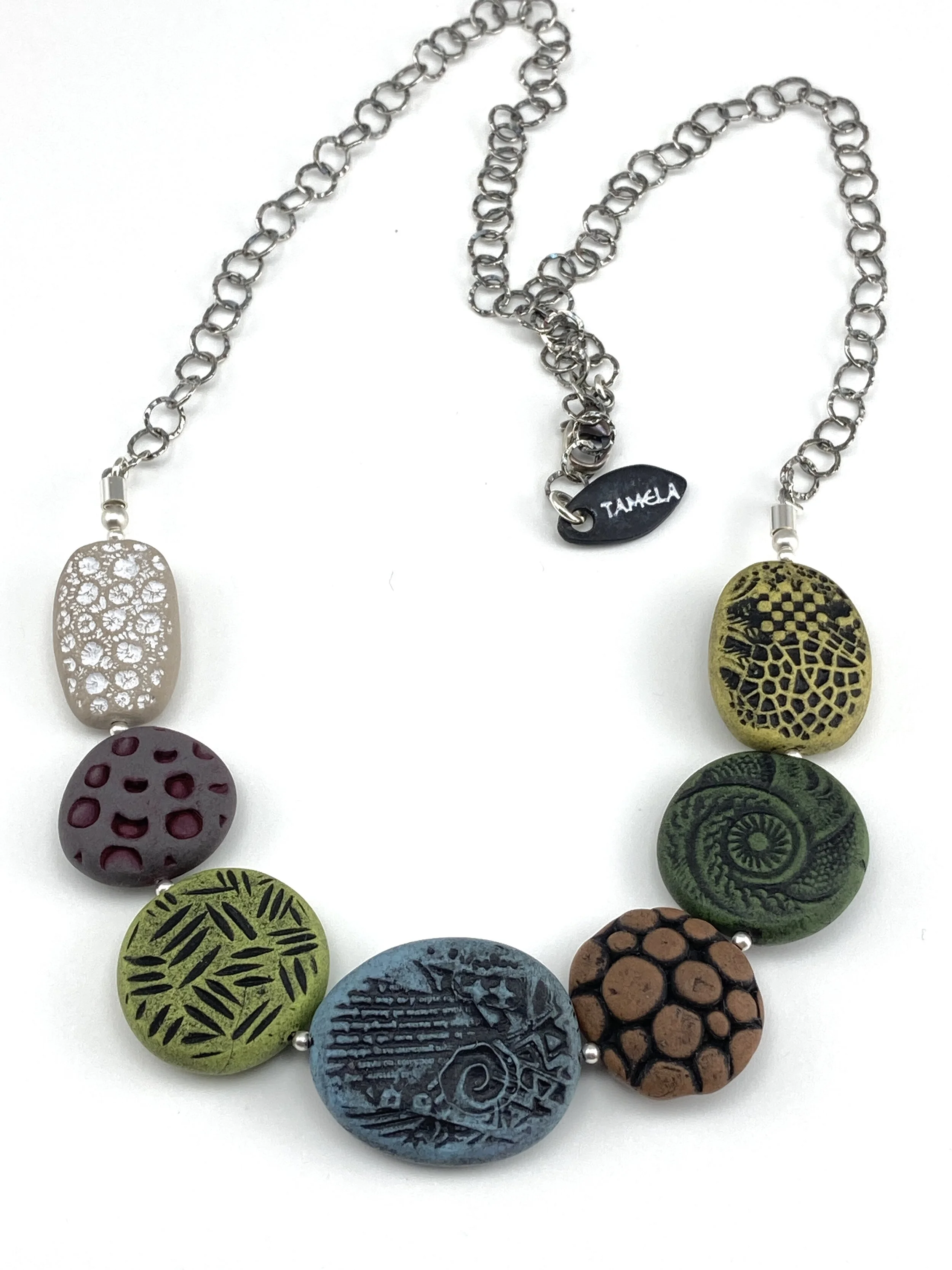 BC1EE809-56EE-44F2-81FC-08EFA66130DA