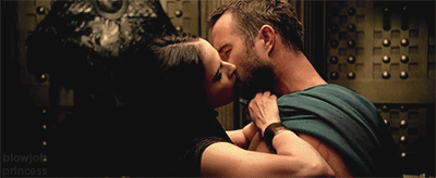 tumblr_n34sfoh0Xl1qaoeoqo2_r3_400.gif